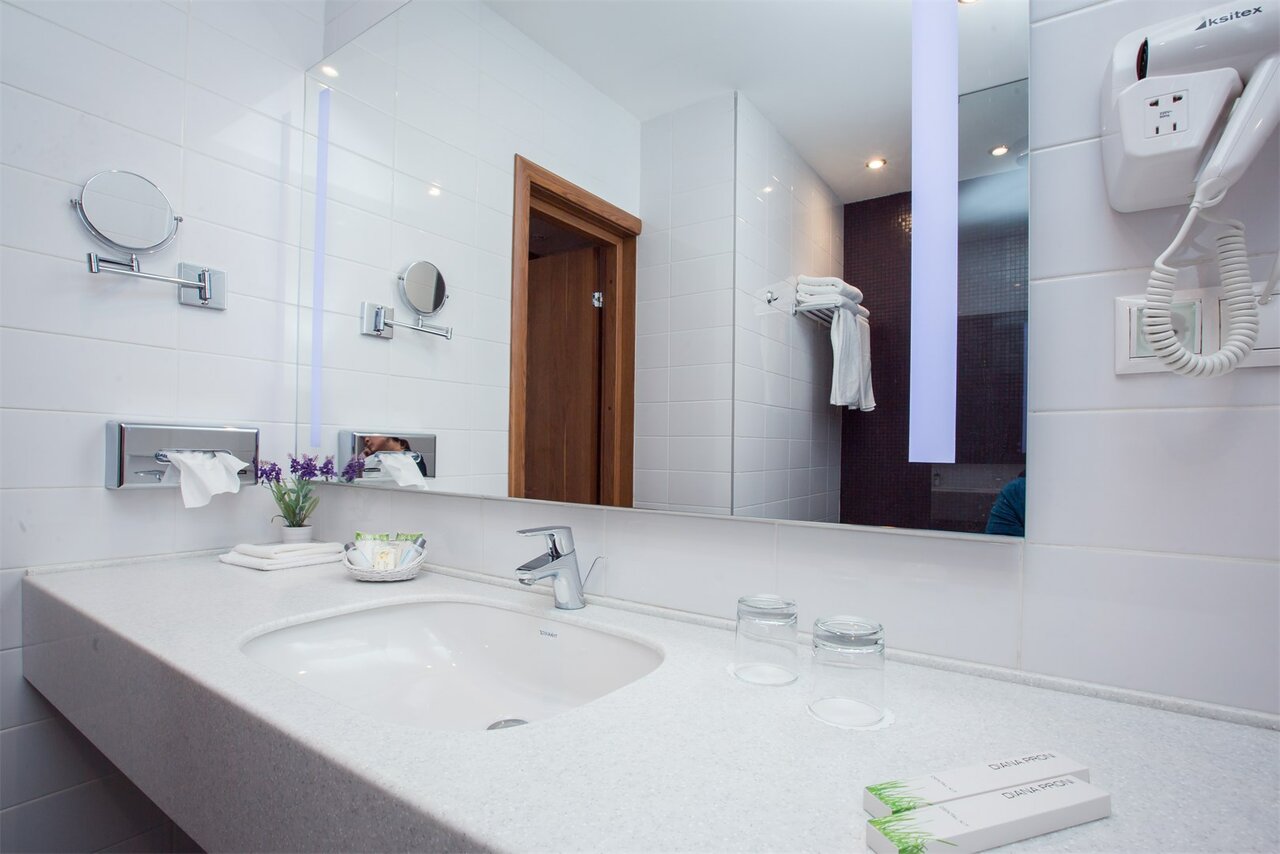 Гостиница Best Western PLUS Centre Hotel Санкт-Петербург
