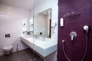 Гостиница Best Western PLUS Centre Hotel Санкт-Петербург Номер комфорт с 2 односпальными кроватями-8