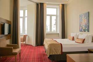 Гостиница Best Western PLUS Centre Hotel Санкт-Петербург Джуниор сюит с видом на город-1